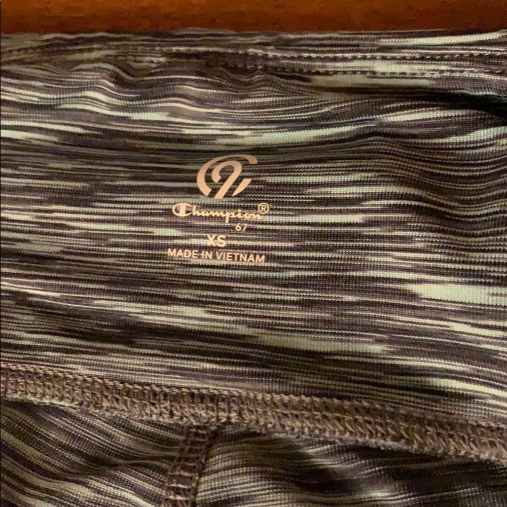 Capris - Picture 2 of 2